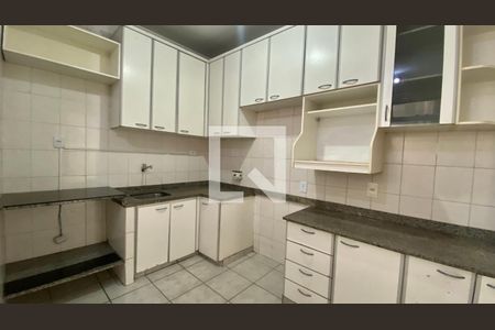 Cozinha de apartamento para alugar com 3 quartos, 84m² em Estrela Dalva, Belo Horizonte