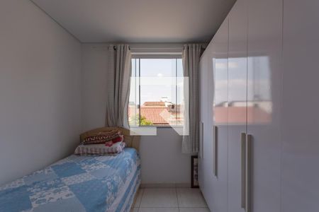 Quarto 1 de casa à venda com 2 quartos, 100m² em Serrano, Belo Horizonte