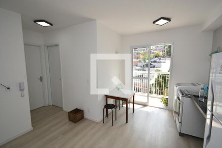 Sala/Cozinha de apartamento para alugar com 2 quartos, 38m² em Jardim Alfredo, São Paulo