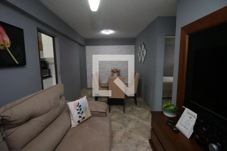 Sala de apartamento à venda com 2 quartos, 50m² em Olaria, Rio de Janeiro