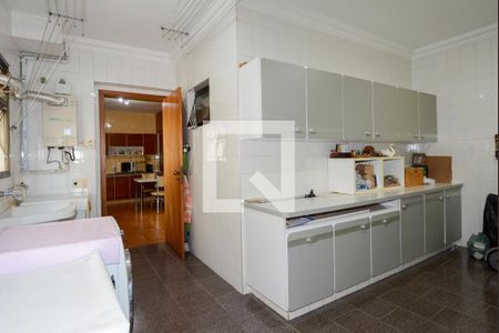 Apartamento à venda com 4 quartos, 316m² em Cambuí, Campinas