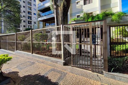 Apartamento à venda com 4 quartos, 316m² em Cambuí, Campinas