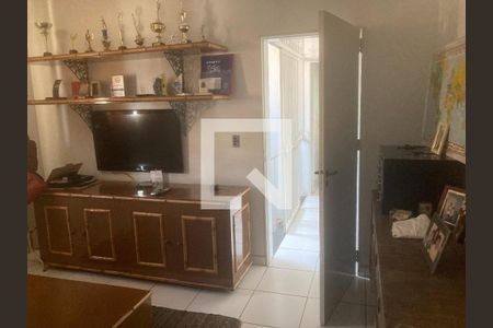 Casa à venda com 4 quartos, 350m² em Vila Brandina, Campinas