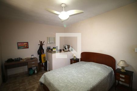 Quarto 2 de casa para alugar com 2 quartos, 180m² em Cordovil, Rio de Janeiro