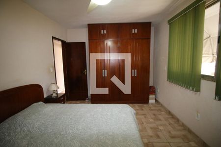 Quarto 2 de casa para alugar com 2 quartos, 180m² em Cordovil, Rio de Janeiro