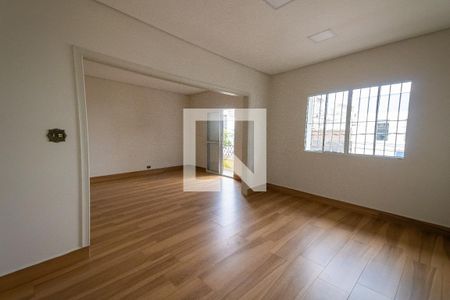 Sala de casa para alugar com 4 quartos, 200m² em Vila Prudente, São Paulo