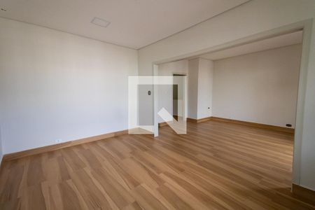 Sala de casa para alugar com 4 quartos, 200m² em Vila Prudente, São Paulo