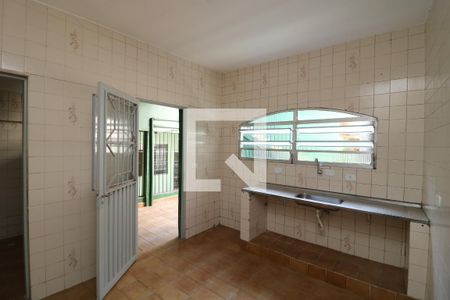 Cozinha de casa para alugar com 1 quarto, 36m² em Vila Antonieta, São Paulo