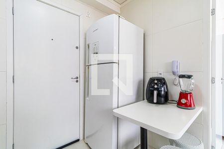 Cozinha de apartamento para alugar com 1 quarto, 24m² em Vila Butantã, São Paulo