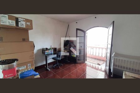 Casa à venda com 125m², 3 quartos e 4 vagas Casa à venda com 125m², 3 quartos e 4 vagasQuarto 2