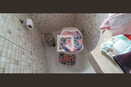 Casa à venda com 125m², 3 quartos e 4 vagas Casa à venda com 125m², 3 quartos e 4 vagasLavabo