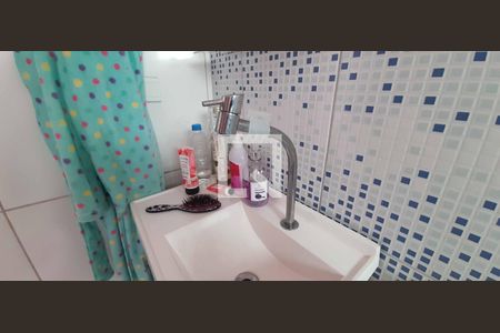 Casa à venda com 125m², 3 quartos e 4 vagas Casa à venda com 125m², 3 quartos e 4 vagasBanheiro da Suíte