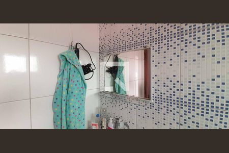 Casa à venda com 125m², 3 quartos e 4 vagas Casa à venda com 125m², 3 quartos e 4 vagasBanheiro da Suíte