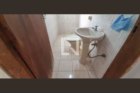 Casa à venda com 125m², 3 quartos e 4 vagas Casa à venda com 125m², 3 quartos e 4 vagasBanheiro Social