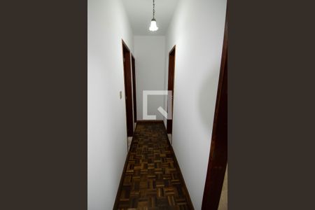 Corredor de apartamento para alugar com 2 quartos, 89m² em Ilha do Governador, Rio de Janeiro