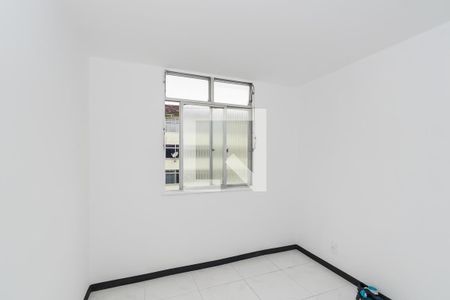 Quarto 1 de apartamento para alugar com 3 quartos, 62m² em Penha, Rio de Janeiro