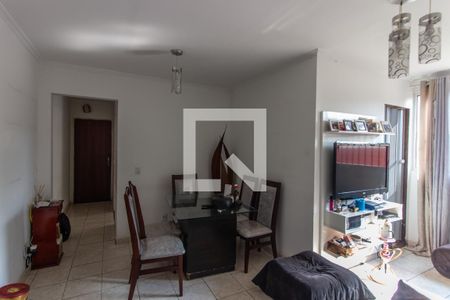 Sala de apartamento à venda com 3 quartos, 69m² em Itaquera, São Paulo