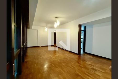 Sala de apartamento para alugar com 4 quartos, 140m² em Lagoa, Rio de Janeiro