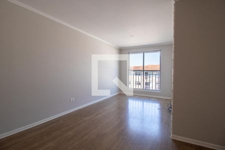 Sala de apartamento para alugar com 3 quartos, 56m² em Cidade Industrial, Curitiba