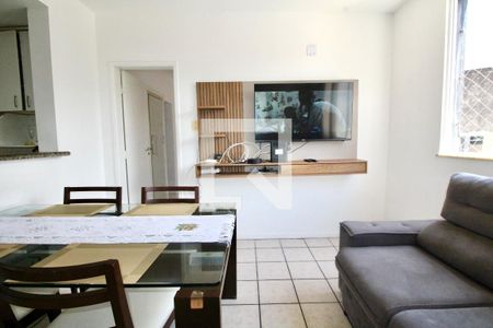 Sala de apartamento para alugar com 1 quarto, 62m² em Amaralina, Salvador