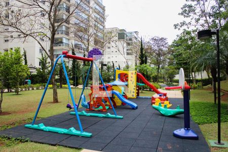 Apartamento à venda com 4 quartos, 310m² em Santo Amaro, São Paulo