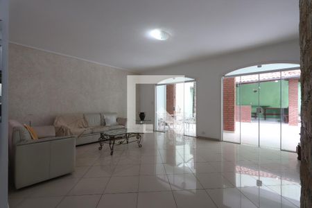 Sala de casa à venda com 4 quartos, 300m² em Vila Zelina, São Paulo