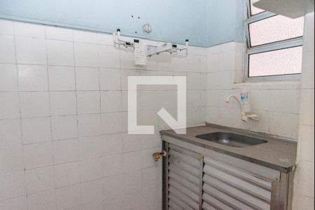 Cozinha de kitnet/studio à venda com 1 quarto, 29m² em Liberdade, São Paulo