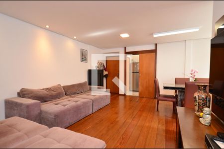 Sala 2 ambientes de apartamento para alugar com 3 quartos, 100m² em Colégio Batista, Belo Horizonte