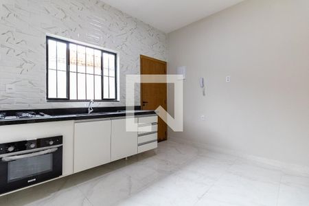 Cozinha de apartamento para alugar com 1 quarto, 32m² em Vila das Merces, São Paulo