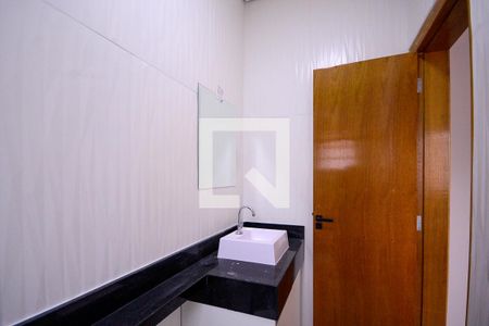 Banheiro  de kitnet/studio para alugar com 1 quarto, 32m² em Vila das Merces, São Paulo