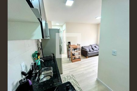 Cozinha de apartamento à venda com 2 quartos, 35m² em Várzea da Barra Funda, São Paulo