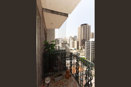 Varanda de apartamento para alugar com 1 quarto, 57m² em Itaim Bibi, São Paulo