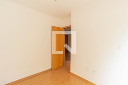 Quarto 2 de apartamento para alugar com 2 quartos, 54m² em Jansen, Gravataí