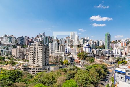 Sala  de apartamento à venda com 3 quartos, 105m² em Buritis, Belo Horizonte