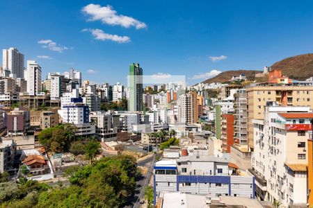 Sala  de apartamento à venda com 3 quartos, 105m² em Buritis, Belo Horizonte