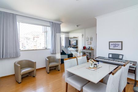 Sala  de apartamento à venda com 3 quartos, 105m² em Buritis, Belo Horizonte