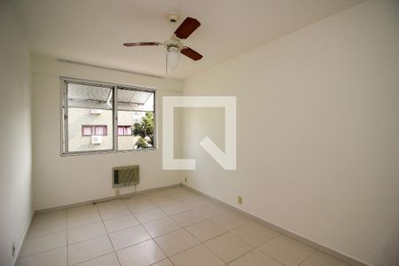 Quarto de apartamento à venda com 1 quarto, 41m² em Menino Deus, Porto Alegre