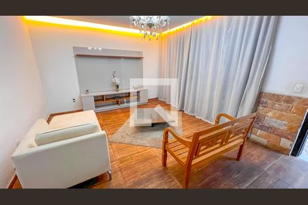 Sala de casa à venda com 4 quartos, 360m² em Canaa, Belo Horizonte