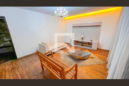 Sala de casa à venda com 4 quartos, 360m² em Canaa, Belo Horizonte