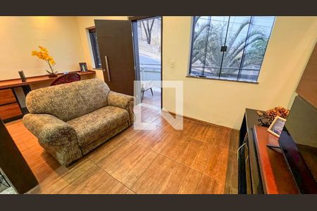 Sala de casa à venda com 4 quartos, 360m² em Canaa, Belo Horizonte