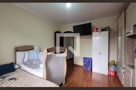 Quarto de casa para alugar com 4 quartos, 175m² em Parque Capuava, Santo André