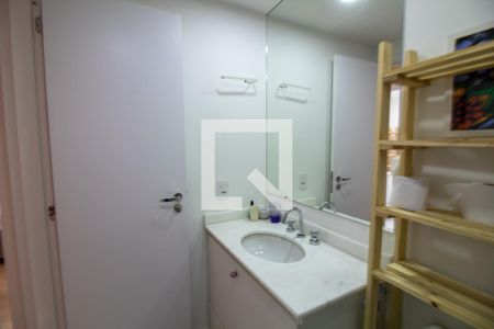 Banheiro de apartamento para alugar com 2 quartos, 79m² em Santo Amaro, São Paulo