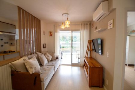 Sala de apartamento para alugar com 2 quartos, 79m² em Santo Amaro, São Paulo