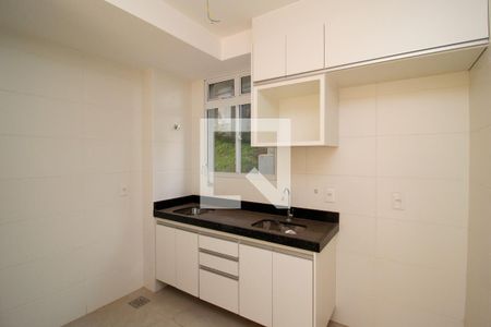 Apartamento à venda com 2 quartos, 55m² em Buritis, Belo Horizonte