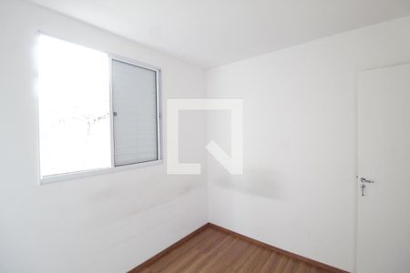 Quarto 1 de apartamento para alugar com 2 quartos, 44m² em Chácaras Tubalina E Quartel, Uberlândia