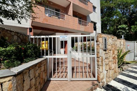 Apartamento para alugar com 162m², 2 quartos e 1 vaga Apartamento para alugar com 162m², 2 quartos e 1 vagaFachada