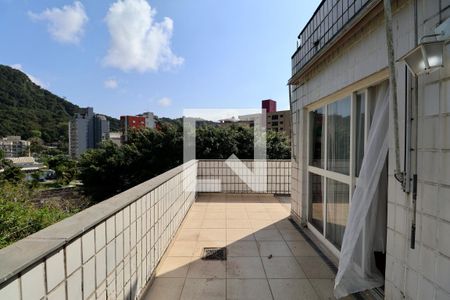 Apartamento para alugar com 162m², 2 quartos e 1 vaga Apartamento para alugar com 162m², 2 quartos e 1 vagaVaranda