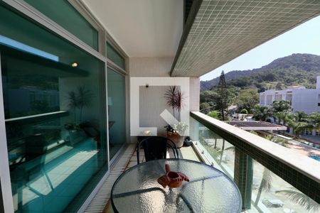 Varanda de apartamento para alugar com 3 quartos, 160m² em Mar E Céu, Guarujá