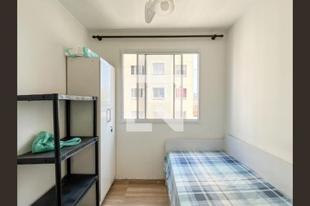 Quarto 1 de apartamento para alugar com 2 quartos, 40m² em Vila Zat, São Paulo