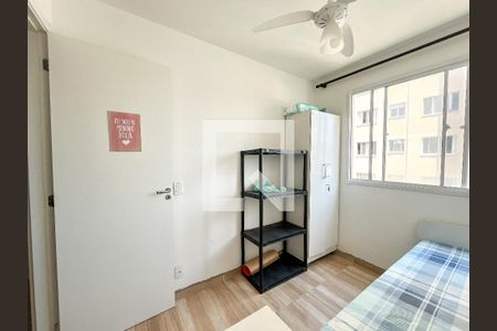 Quarto 1 de apartamento para alugar com 2 quartos, 40m² em Vila Zat, São Paulo